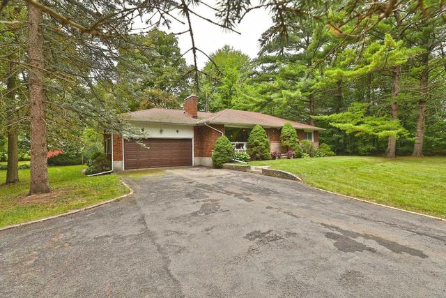 8714 Mansewood Tr, House detached with 3 bedrooms, 1 bathrooms and 12 parking in Milton ON | Image 23
