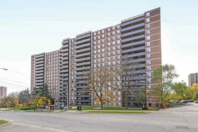 1115 - 15 La Rose Ave, Condo with 3 bedrooms, 2 bathrooms and 1 parking in Toronto ON | Card Image