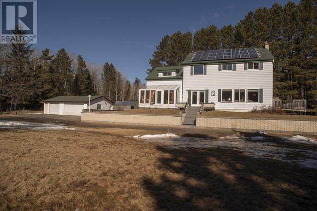 2135 Riverdale Road W, House detached with 5 bedrooms, 3 bathrooms and null parking in Thunder Bay ON | Image 48