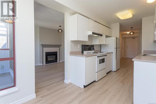 311 - 545 Manchester Rd, Condo with 1 bedrooms, 1 bathrooms and 1 parking in Victoria BC | Image 14