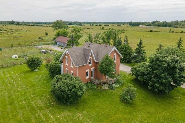 834 Portage Rd, House detached with 4 bedrooms, 2 bathrooms and 12 parking in Kawartha Lakes ON | Image 1