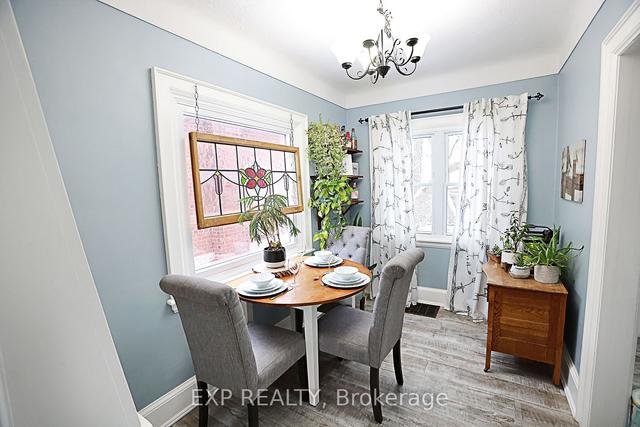 30 East 12th St, House detached with 4 bedrooms, 1 bathrooms and 2 parking in Hamilton ON | Image 38