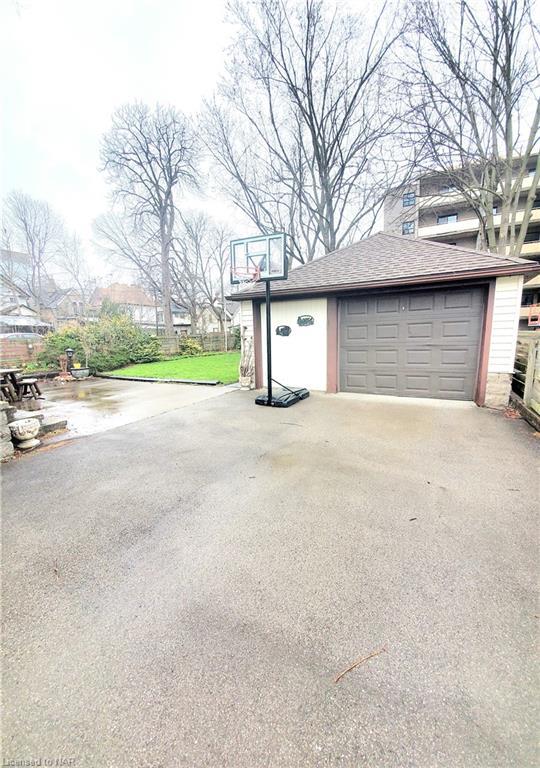 4433 Morrison Street, House detached with 4 bedrooms, 0 bathrooms and 6 parking in Niagara Falls ON | Image 25