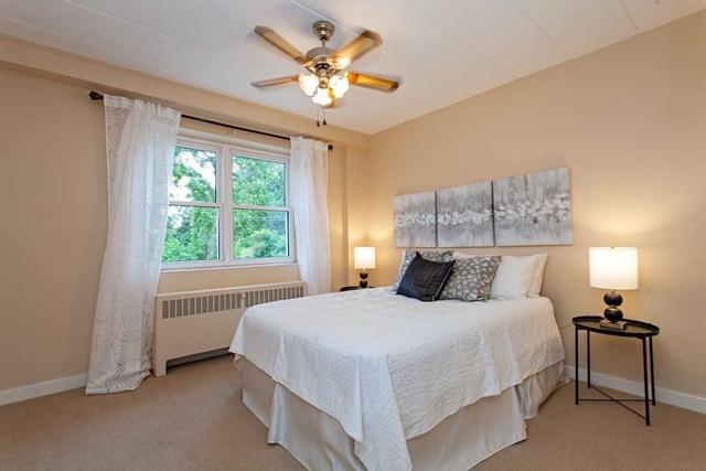 7 - 2422 New St, Condo with 2 bedrooms, 1 bathrooms and 1 parking in Burlington ON | Image 13