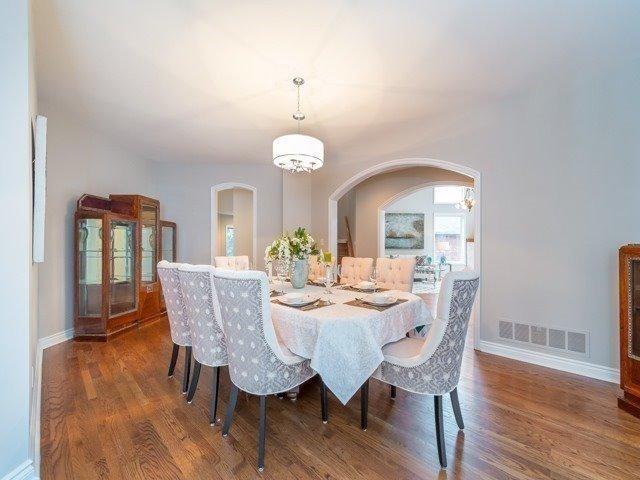 75 Cameron Ave, House detached with 4 bedrooms, 5 bathrooms and 4 parking in Toronto ON | Image 4