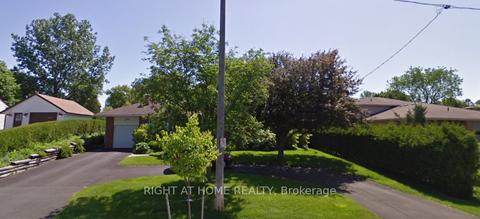 107 Howard Rd, Newmarket, ON, L3Y3G6 | Card Image