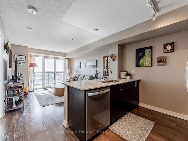 918 - 8 Trent Ave, Condo with 1 bedrooms, 1 bathrooms and 0 parking in Toronto ON | Image 17