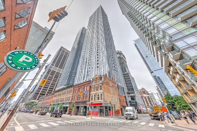 5506 - 1 Yorkville Ave, Condo with 2 bedrooms, 2 bathrooms and 1 parking in Toronto ON | Image 23