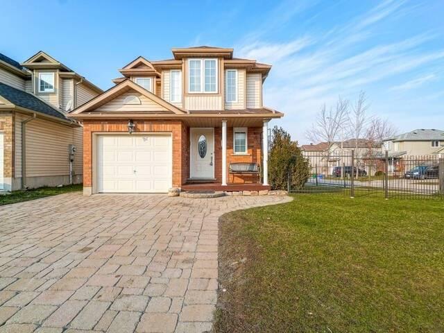 975 Atlantic Blvd, House detached with 3 bedrooms, 3 bathrooms and 2 parking in Waterloo ON | Image 1