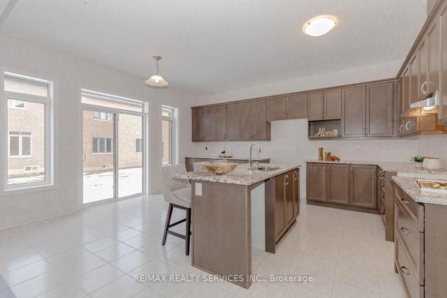 11 Icon St, House detached with 4 bedrooms, 4 bathrooms and 6 parking in Brampton ON | Image 8