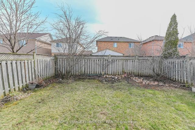 30 Heathwood Dr, House detached with 4 bedrooms, 4 bathrooms and 4 parking in Brampton ON | Image 28