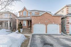 104 Birchwood Road, House detached with 4 bedrooms, 3 bathrooms and null parking in Barrie ON | Image 1