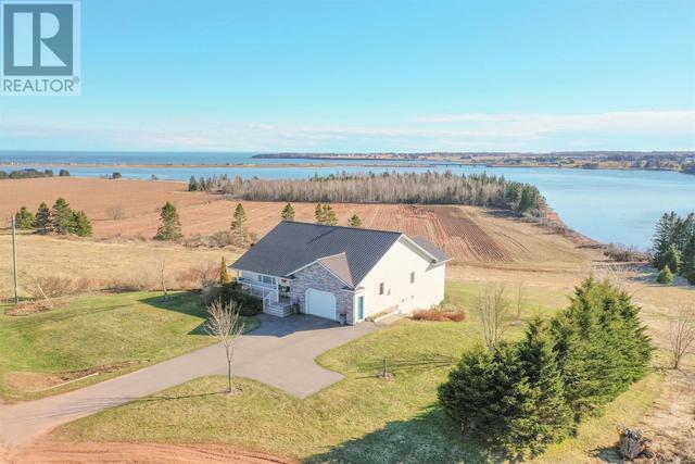 365 Souris River Road, House detached with 4 bedrooms, 3 bathrooms and null parking in Souris FD PE | Image 50
