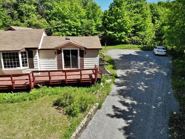 1324 Upper Paudash Lake Road, House detached with 2 bedrooms, 1 bathrooms and null parking in Highlands East ON | Image 4