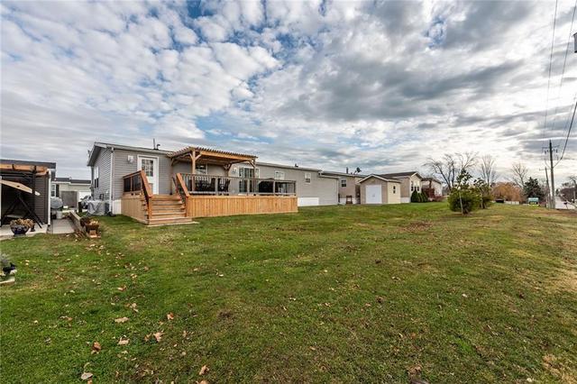 3 Cricklewood Crescent, Home with 2 bedrooms, 2 bathrooms and 1 parking in Haldimand County ON | Image 41