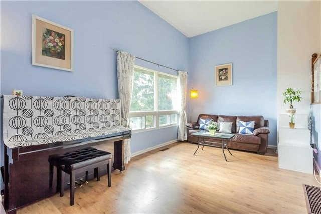 81 Water Wheel Way, Townhouse with 3 bedrooms, 2 bathrooms and 1 parking in Toronto ON | Image 5