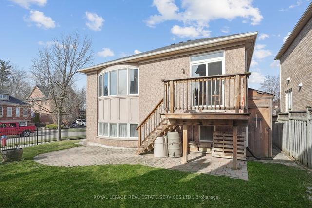 2122 Nightingale Way, House detached with 2 bedrooms, 3 bathrooms and 6 parking in Oakville ON | Image 33