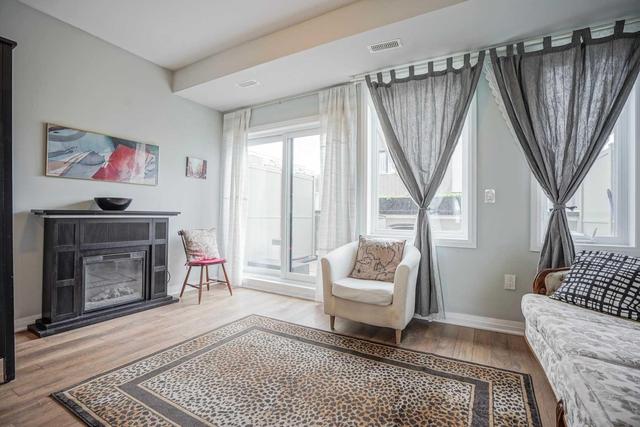 u 4 - 120 Frederick Tisdale Dr, House attached with 3 bedrooms, 4 bathrooms and 1 parking in Toronto ON | Image 7