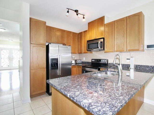 89 Tomabrook Cres, House detached with 4 bedrooms, 5 bathrooms and 4 parking in Brampton ON | Image 7
