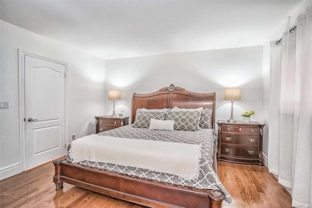 43 Wallasey Ave, House detached with 2 bedrooms, 2 bathrooms and 8 parking in Toronto ON | Image 11