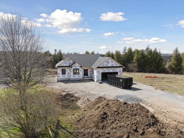 3430 Wallace Point Rd, House detached with 3 bedrooms, 2 bathrooms and 4 parking in Otonabee South Monaghan ON | Image 1