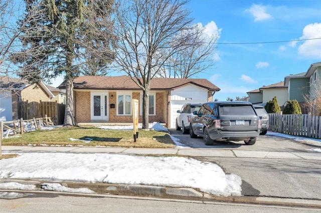 2797 Council Ring Rd, House detached with 3 bedrooms, 4 bathrooms and 5 parking in Mississauga ON | Image 1