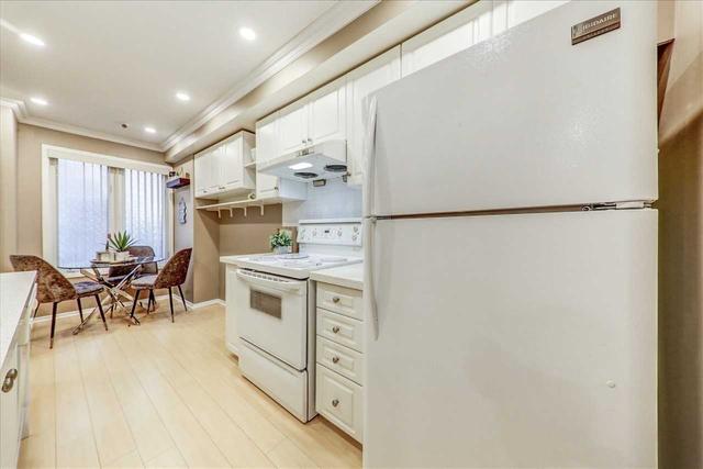 1712 - 19 Rosebank Dr, Townhouse with 3 bedrooms, 3 bathrooms and 2 parking in Toronto ON | Image 8