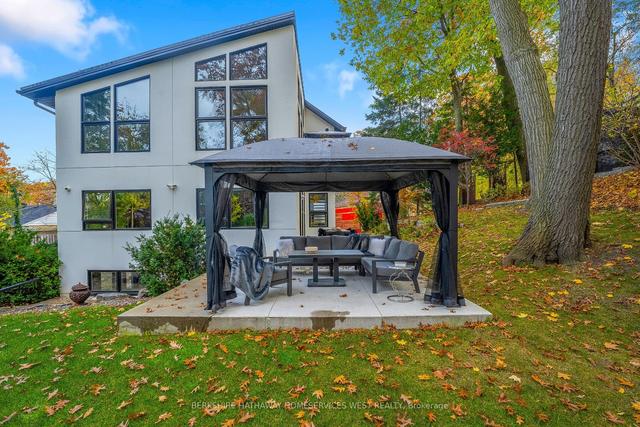 8 Breezewood Dr, House detached with 4 bedrooms, 6 bathrooms and 13 parking in Toronto ON | Image 27