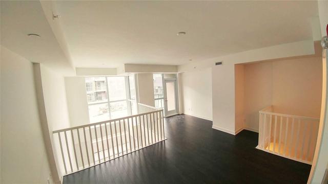 C203 - 5260 Dundas St W, Condo with 2 bedrooms, 2 bathrooms and 1 parking in Toronto ON | Image 4