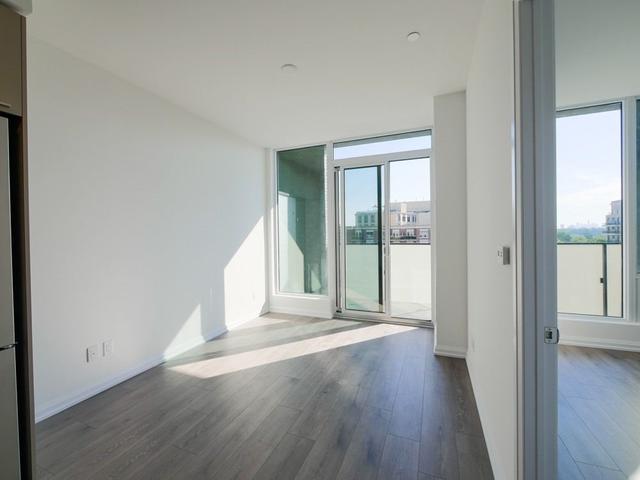 504 - 4208 Dundas St W, Condo with 1 bedrooms, 2 bathrooms and 1 parking in Toronto ON | Image 2