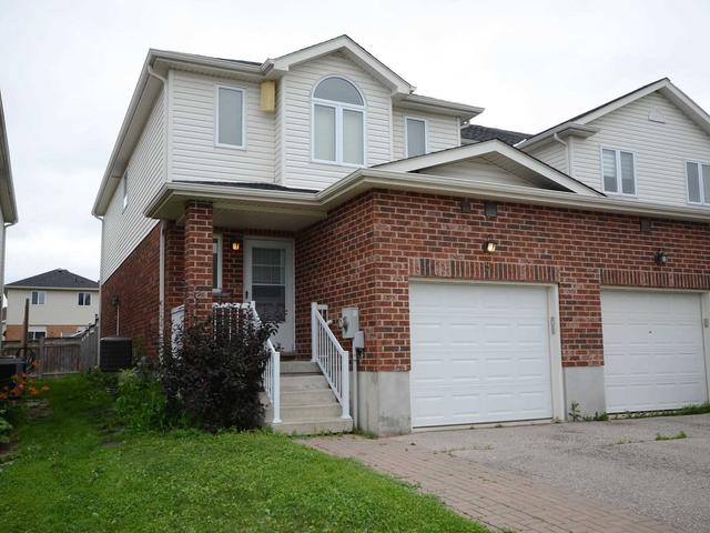 51 Hasler Cres, House attached with 3 bedrooms, 4 bathrooms and 3 parking in Guelph ON | Image 12