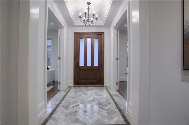 16 Arnold Ave, House detached with 5 bedrooms, 8 bathrooms and 7 parking in Vaughan ON | Image 2