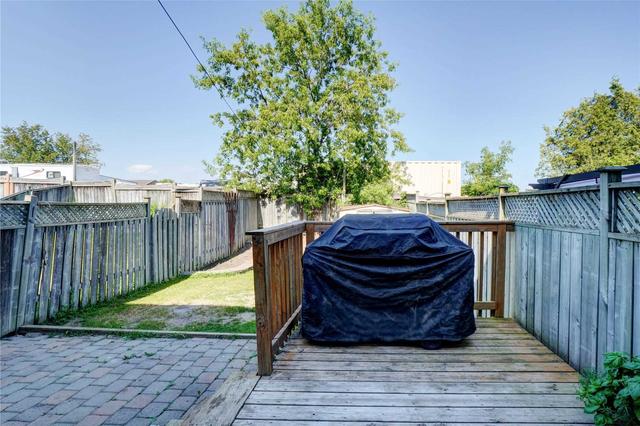 1081 Tilbury St, House attached with 3 bedrooms, 2 bathrooms and 4 parking in Oshawa ON | Image 30