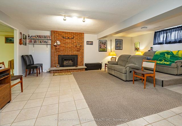 59 Ewen Dr, House detached with 3 bedrooms, 3 bathrooms and 5 parking in Uxbridge ON | Image 7