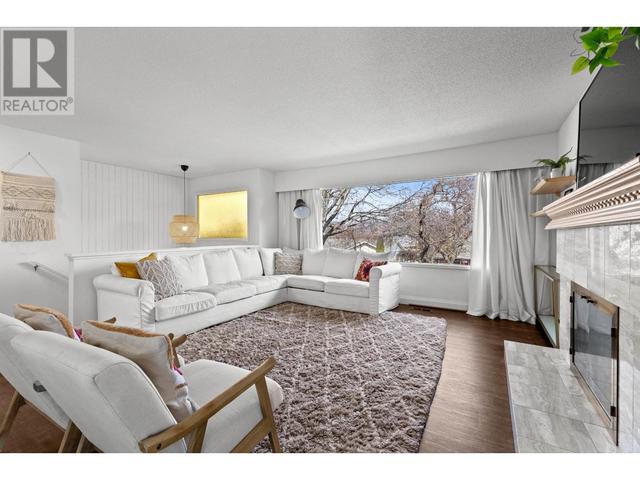 445 Dufferin Terrace, House detached with 4 bedrooms, 4 bathrooms and null parking in Kamloops BC | Image 10