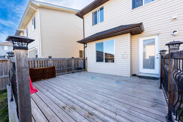 987 Taradale Drive, House detached with 4 bedrooms, 3 bathrooms and 2 parking in Calgary AB | Image 26