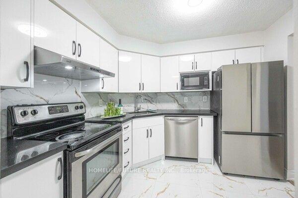 610 - 61 Markbrook Lane, Condo with 2 bedrooms, 2 bathrooms and 1 parking in Toronto ON | Image 2