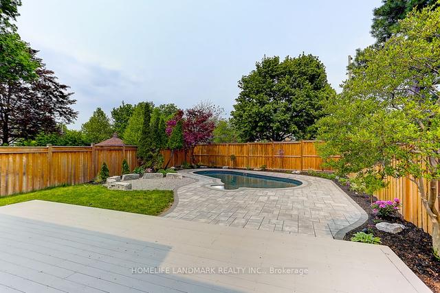 10 Rosemead Clse, House detached with 3 bedrooms, 4 bathrooms and 6 parking in Markham ON | Image 29