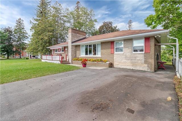 273 Dundas Street W, House detached with 3 bedrooms, 2 bathrooms and 4 parking in Greater Napanee ON | Image 21