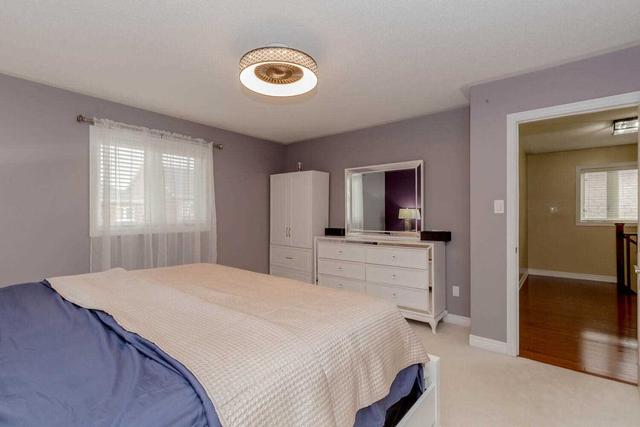 29 Eatonville St, House detached with 4 bedrooms, 4 bathrooms and 4 parking in Brampton ON | Image 9