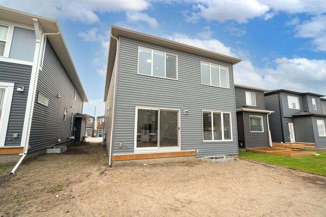 65 Carringsby Way Nw, House detached with 3 bedrooms, 2 bathrooms and 2 parking in Calgary AB | Image 30