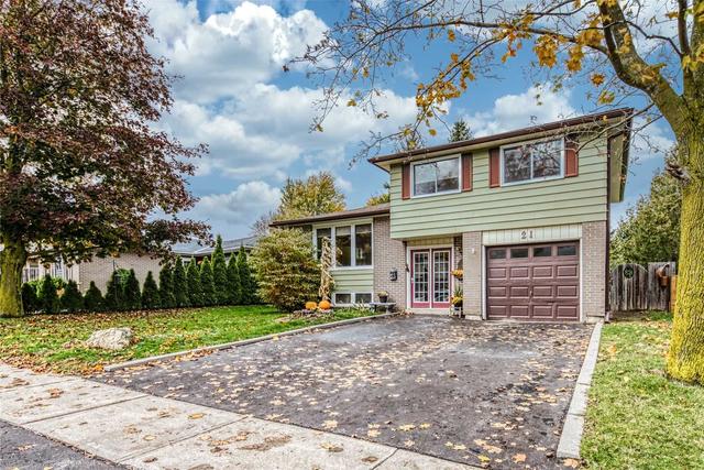21 Carlton Dr, House detached with 4 bedrooms, 2 bathrooms and 4 parking in Orangeville ON | Image 1
