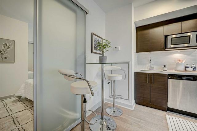 1108 - 58 Orchard View Blvd, Condo with 1 bedrooms, 1 bathrooms and 0 parking in Toronto ON | Image 17