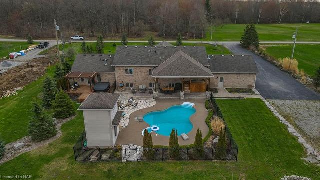 2146 Hurricane Road, House detached with 6 bedrooms, 4 bathrooms and 12 parking in Thorold ON | Image 8