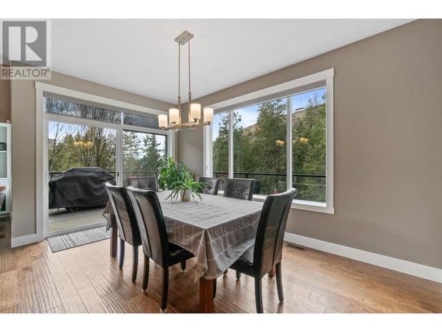 200 Lost Creek Court, House detached with 5 bedrooms, 3 bathrooms and 4 parking in Kelowna BC | Image 14