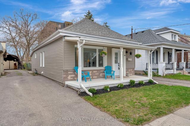 149 Dundas St, House detached with 3 bedrooms, 2 bathrooms and 4 parking in Brantford ON | Image 23