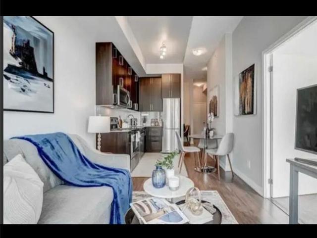1012 - 840 Queens Plate Dr, Condo with 1 bedrooms, 2 bathrooms and 1 parking in Toronto ON | Image 10