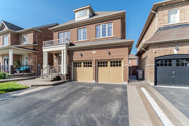 135 George Robinson Dr, House detached with 3 bedrooms, 4 bathrooms and 6 parking in Brampton ON | Image 12