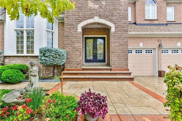 52 Treeline Blvd, House detached with 4 bedrooms, 3 bathrooms and 4 parking in Brampton ON | Image 2