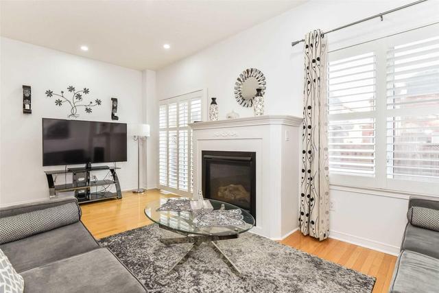 5160 Nestling Grve, House semidetached with 4 bedrooms, 3 bathrooms and 1 parking in Mississauga ON | Image 9